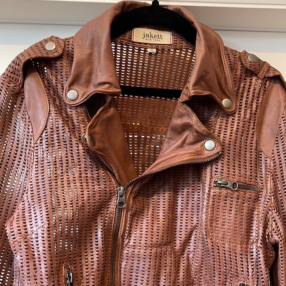 Jakett New York JOSEY PERFORATED VINTAGE LEATHER Jacket - Picture 5 of 9